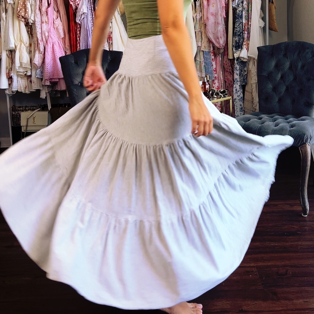 Elegant Gray Tiered Skirt